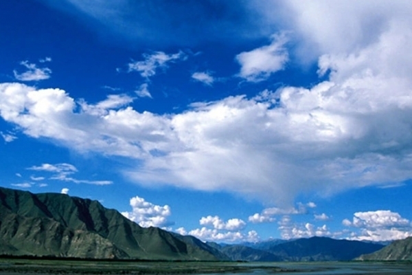 拉布吉康峰图片