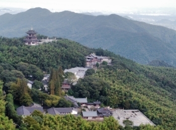 达蓬山
