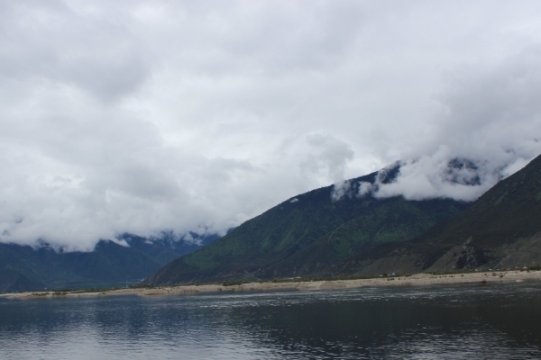 宁波查日神山图片