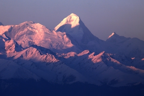 汗腾格里峰图片