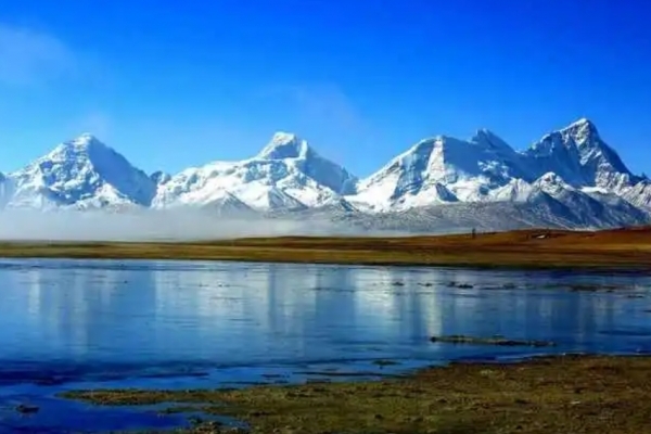 卓木拉日康峰图片