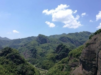 铜钹山