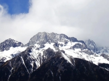 玉龙雪山