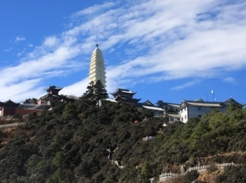鸡足山