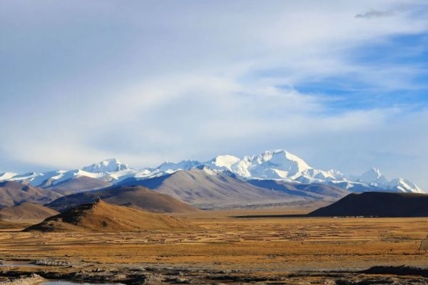 希夏邦马峰图片