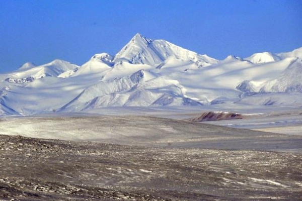 格拉丹东雪山图片
