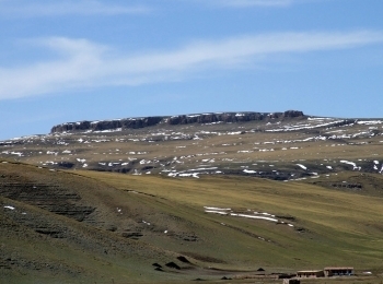 角合翟日桌子山